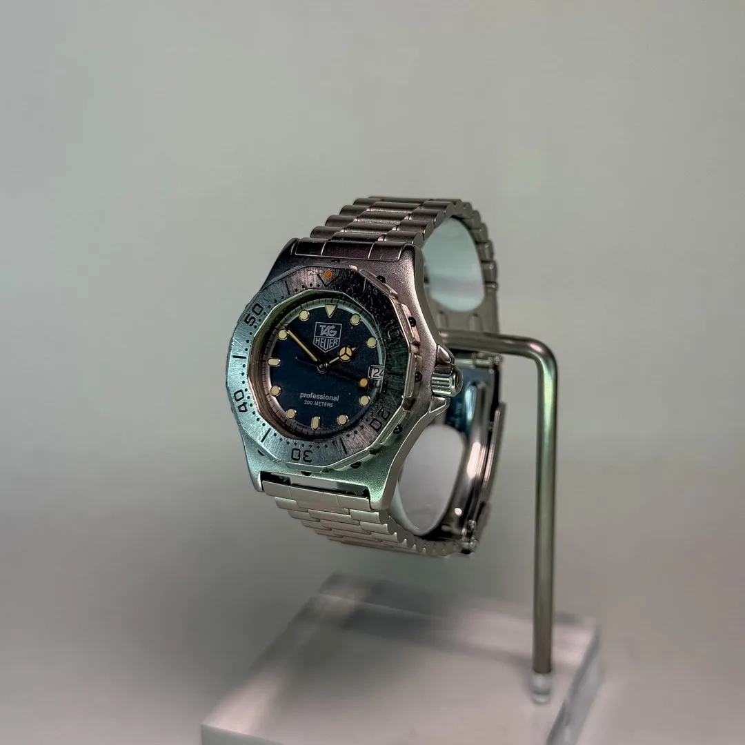 TAG Heuer Professional 3000 — foto 3