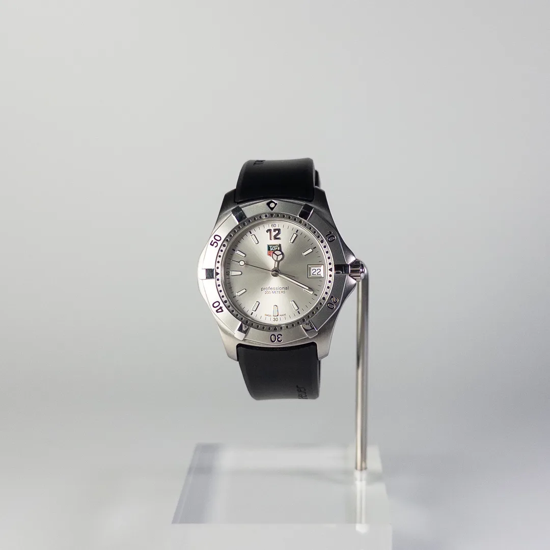TAG Heuer Professional 2000 — foto 2