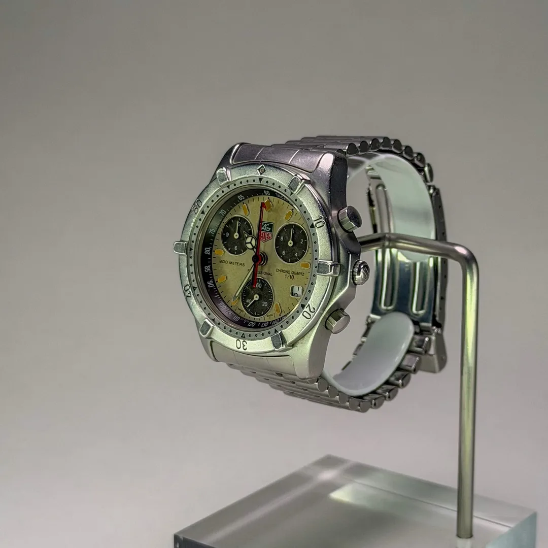 TAG Heuer Professional 2000 — foto 3