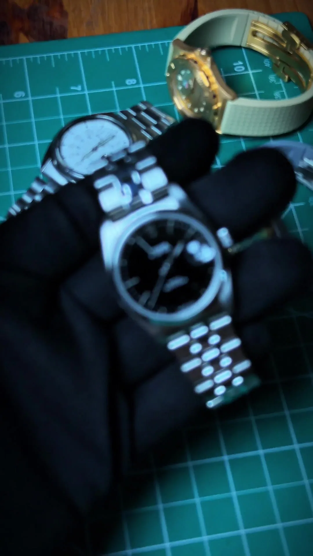 Tudor Prince Date — vídeo 1